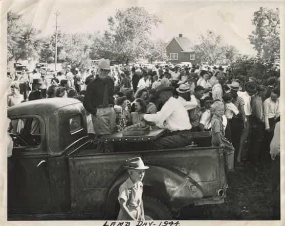 Crowd gathered for Lamb Day in 1944